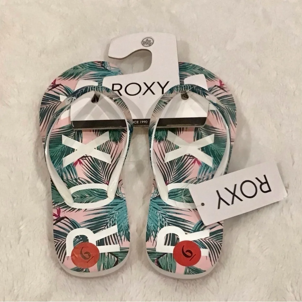 Roxy NWT Flip Flops Size 6 Sandals Tropical Hawaiian Women’s Pink Green